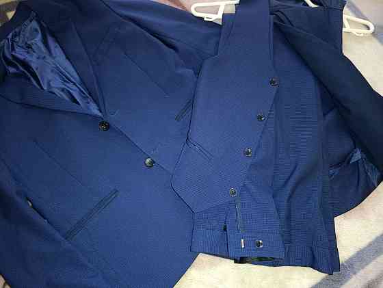 классический костюм на мальчика Донецк