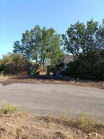 Продам дом и 2 приватизированных участка земли, Старобешево, с. Светлое. Старобешево