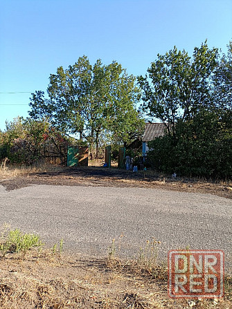 Продам дом и 2 приватизированных участка земли, Старобешево, с. Светлое. Старобешево - изображение 1