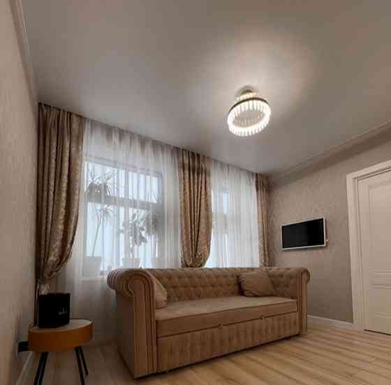 Сдаю двухкомнатную (Студия+1) квартиру 64.0 м² этаж 2/4 город Донецк, Ворошиловский район, Донбасс а Донецк