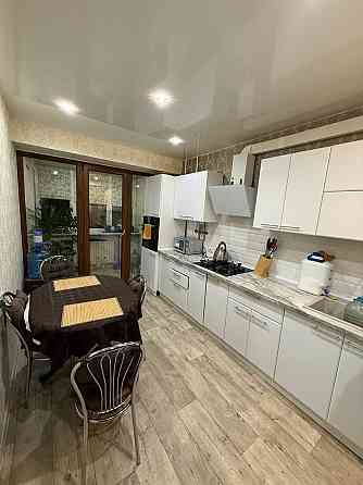 Сдаётся 2-к современная просторная квартира в Ворошиловском районе Донецк