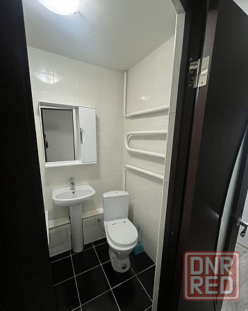 Сдаю однокомнатную квартиру 32.0 м² этаж 2/5 город Донецк, Калининский район, улица 50-й Гвардейской Донецк - изображение 2