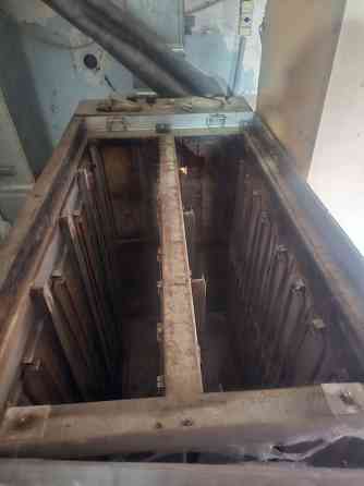 Отдам бесплатно печь для хлеба. 380v Донецк