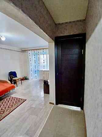 Продается 2 комнатная квартира, Левобережный район,Проспект Победы. Мариуполь