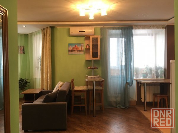 Сдается 1комнатная квартира в Ворошиловском районе.пл. Ленина Донецк - изображение 1