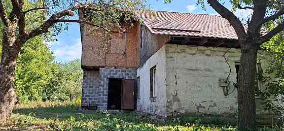 Продается 2-этажная квартира на земле Донецк