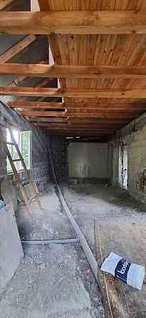 Продается 2-этажная квартира на земле Донецк