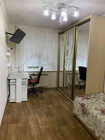 Сдается 2-комнатная квартира в Пролетарский районе Ориентир: Щетинина Этаж : 2\9 Донецк