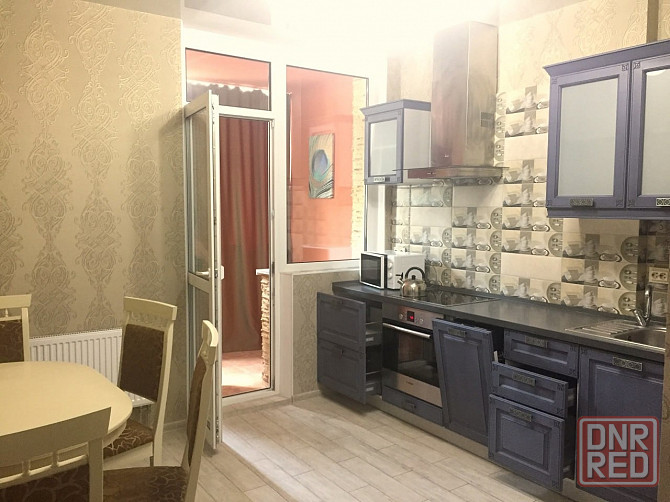 Сдаётся: 1 комнатная квартира 42.0м² Район: Кировский Ориентир: Текстильщик Этаж: 3/9 Цена: 21.000 р Донецк - изображение 2