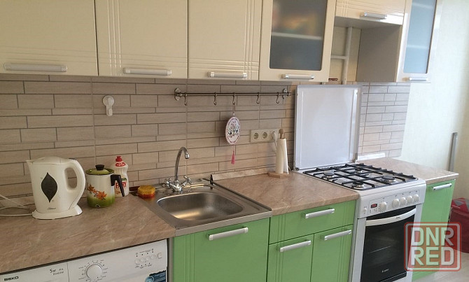 Сдаю однокомнатную квартиру на 4 этаже многоэтажного дома в Ворошиловский районе Донецк - изображение 5