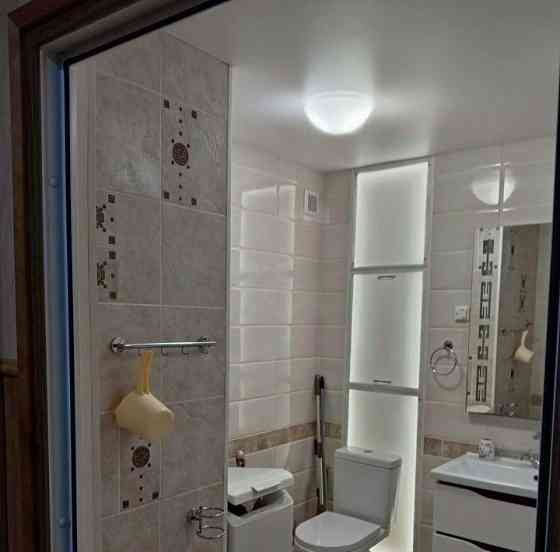 Срочная сдача крупногабаритной двухкомнатной квартиры по адресу Киевский район, ул. Тренева. Площадь Донецк