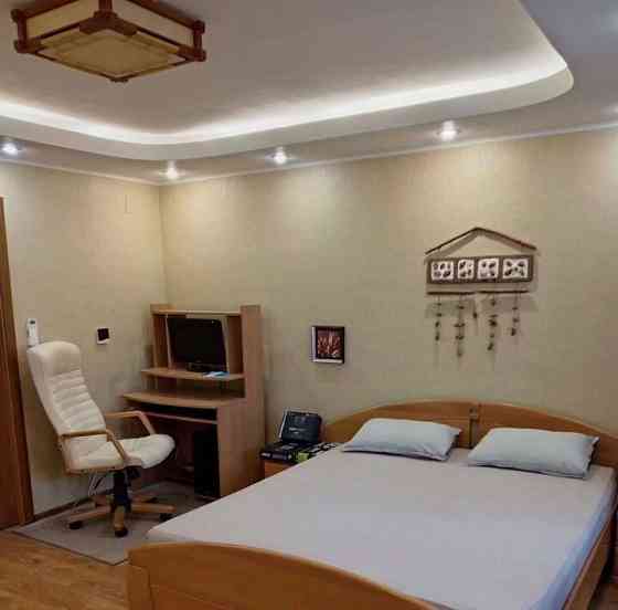 Срочная сдача крупногабаритной двухкомнатной квартиры по адресу Киевский район, ул. Тренева. Площадь Донецк