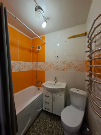 Сдаётся 2ком.квартира в Ленинском районе Донецка. Донецк