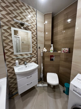 Сдается квартира на длительный срок . Донецк