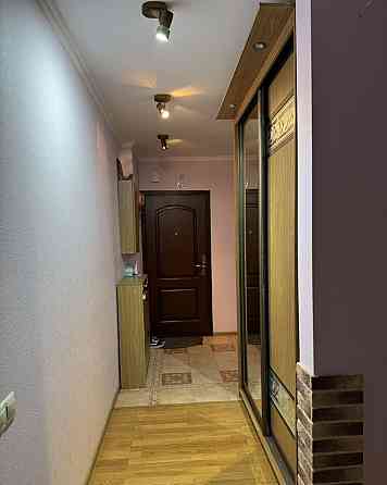 Сдается: Однокомнатная квартира Этаж: 3/9 Район: Калининский Площадь квартиры: 60м² Донецк