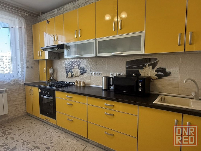 Сдается квартира в Буденовском районе, ул 301-ой Донецкой дивизии, прекрасное расположение квартиры Донецк - изображение 1