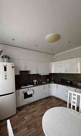 Сдаю двухкомнатную квартиру на 6 этаже многоэтажного дома в Ворошиловский районе с площадью квартиры Донецк