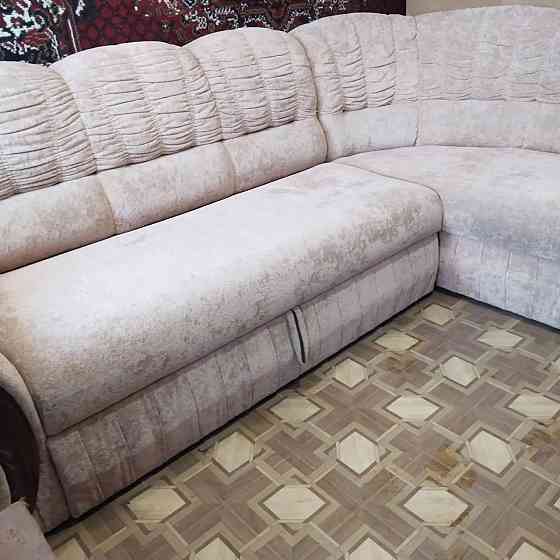 Продам угловой диван б\у состояние хорошее Донецк