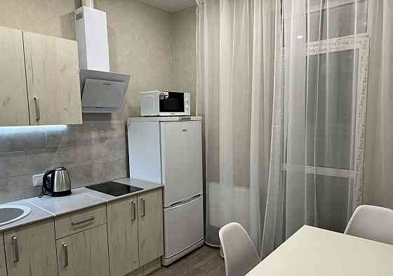 Сдаю однокомнатную квартиру на 8 этаже многоэтажного дома в Ленинском районе с площадью квартиры 32м Донецк