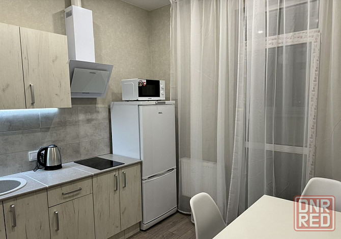 Сдаю однокомнатную квартиру на 8 этаже многоэтажного дома в Ленинском районе с площадью квартиры 32м Донецк - изображение 1