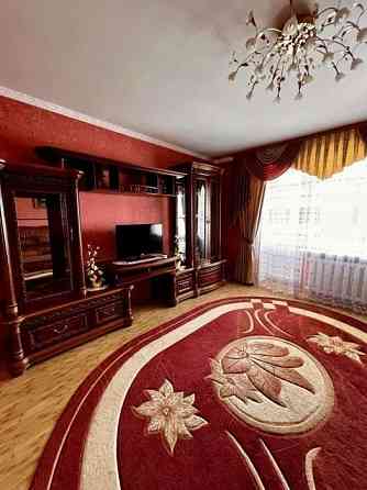 Сдаётся 3-х комнатная квартира в Ворошиловском районе на длительный срок, до площади Ленина 5 минут Донецк