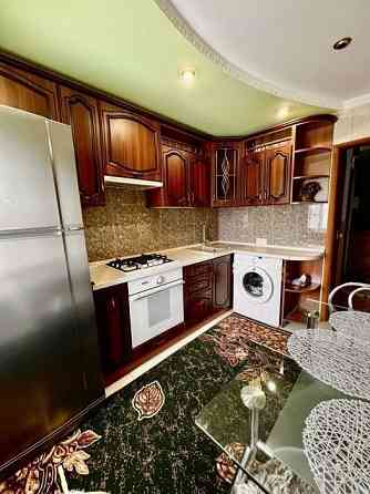 Сдаётся 3-х комнатная квартира в Ворошиловском районе на длительный срок, до площади Ленина 5 минут Донецк