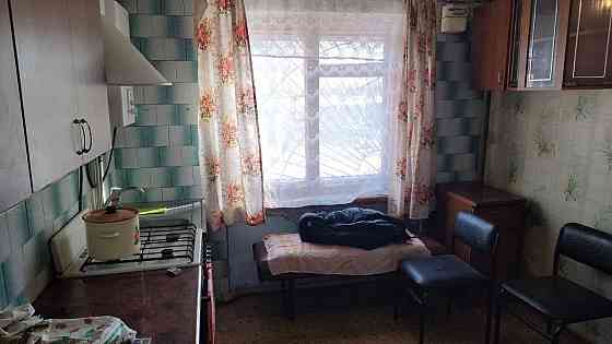 Продам 1комн на 3\5 комсомольский Макеевка