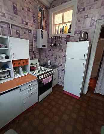 Продам 2 комнатную квартиру 2/2Цена снижена Город Харцызск ул. Октябрьская Харцызск