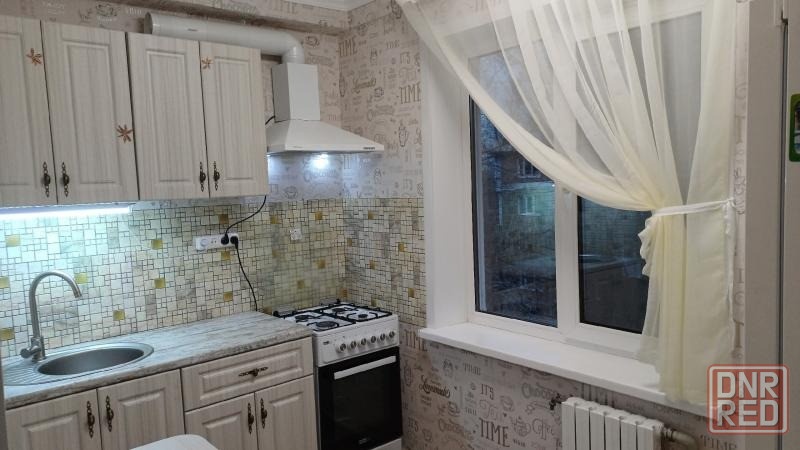 2 ком. квартира, 46 м2, 5/5 этаж, Кировский р-н, ул. Бирюзова, 3,5 млн руб Донецк - изображение 1