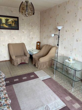 Караван, двухкомнатная,5/9,мебель, техника, бойлер Донецк