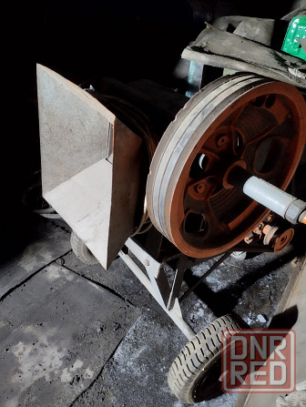 Продам измельчитель веток Донецк - изображение 1