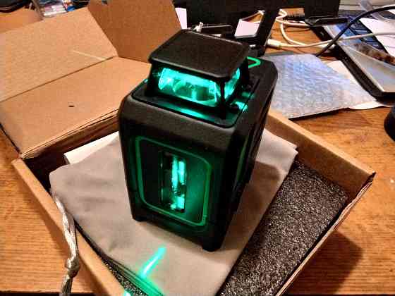 Лазерный уровень (зеленый луч ) Донецк