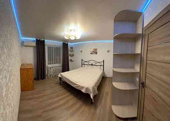 3-комнатная квартира на Контуре в Калининском р-не г. Донецка Донецк