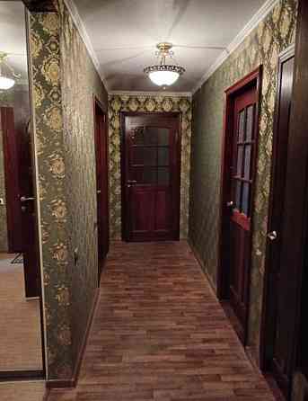 4-комнатная квартира на бул. Школьном возле Набережной в Ворошиловском р-не г. Донецка Донецк