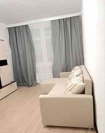 Сдаётся однокомнатная квартира на бульваре Шевченко в Калининском районе Донецка. Донецк