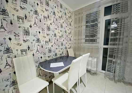 Сдается 1к квартира возле майского рынка в Буденновском районе Квартира очень светлая и уютная. Донецк