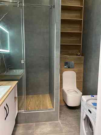 Сдам двухкомнатную комнатную квартиру в Ворошиловском районе на набережной, этаж 3 из 9 Донецк