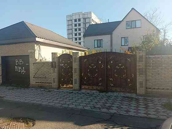 Продается двухэтажный дом в Левобережном районе Мариуполь