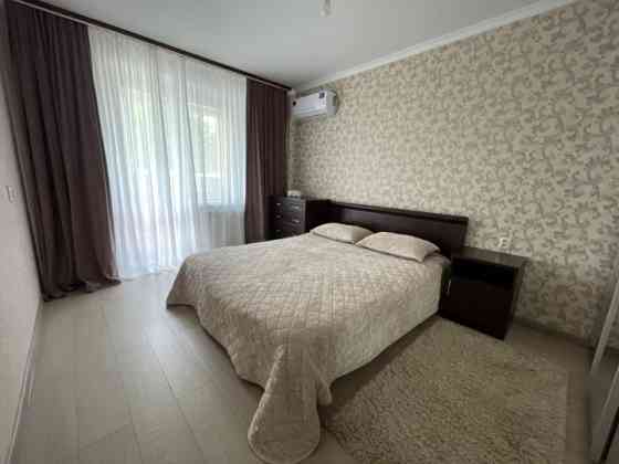 Сдаю светлую и теплую 2-х комн. квартиру в Калининском р-не Донецк