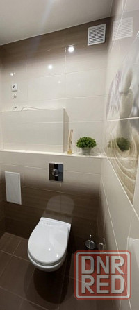 Сдаю светлую и теплую 2-х комн. квартиру в Калининском р-не Донецк - изображение 1