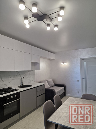 Сдам двухкомнатную комнатную квартиру в Ворошиловском районе на набережной, этаж 3 из 9 Донецк - изображение 4