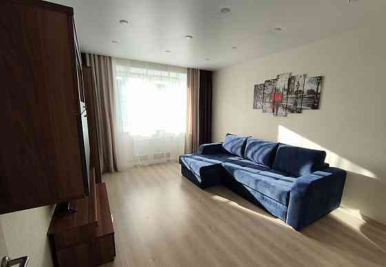 Сдается: Однокомнатная квартира Этаж: 7/9 Район: Ворошиловский Площадь квартиры: 40м² Донецк