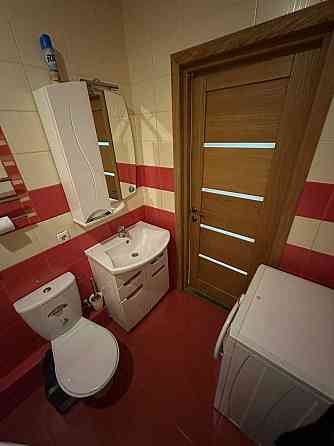 Калининском р-не, б. Шевченко, ор-р Мед. Колледж Донецк