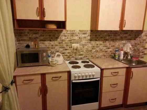 Сдается однокомнатная квартира в Калининском районе, ориентир Мед.университет,отличная транспортная Донецк