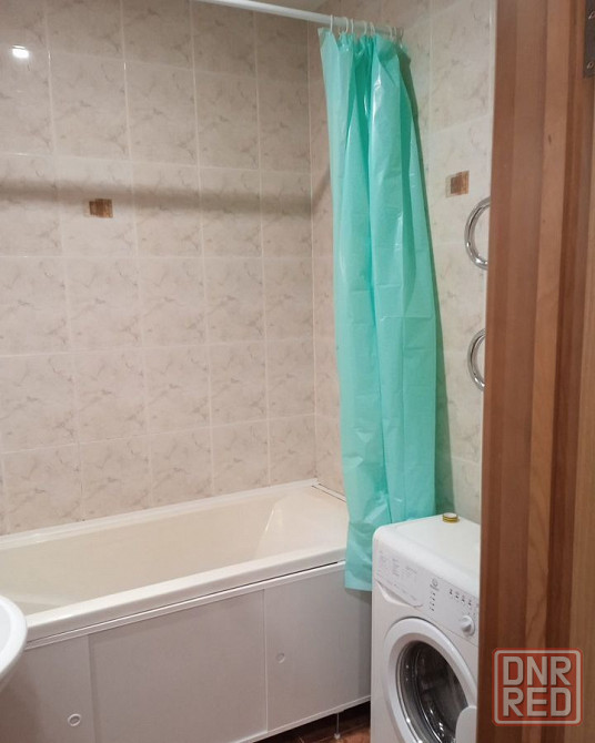 Сдаю однокомнатную квартиру 40.0 м² этаж 3/9. ленинский район, Цирк, Ленинский проспект Донецк - изображение 7