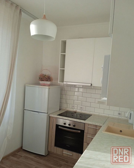 Сдаю однокомнатную квартиру 40.0 м² этаж 3/9. ленинский район, Цирк, Ленинский проспект Донецк - изображение 3