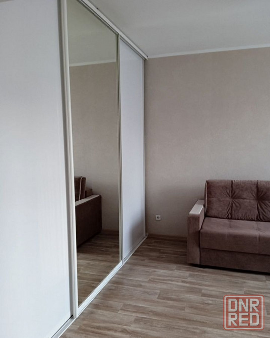 Сдаю однокомнатную квартиру 40.0 м² этаж 3/9. ленинский район, Цирк, Ленинский проспект Донецк - изображение 4