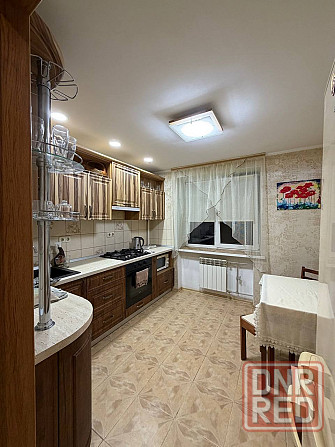 Лучшее предложение в центре Гладковки! 3-к.кв. 63 м² с ремонтом, 2 этаж Донецк - изображение 2