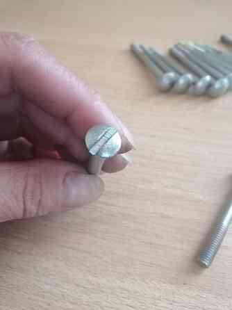 Продам наборы болтов Донецк