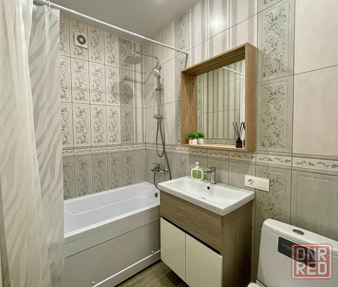 Сдаётся однокомнатная квартира в Ворошиловском районе. Донецк - изображение 2